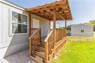 217 E Castleshoals Dr, Granite Shoals, TX 78654 - Photo 1