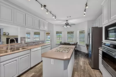 13639 Abrahamson Road, Manor, TX 78653 - Photo 14