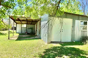 708 Avenue S, Marble Falls, TX 78654 - Photo 16