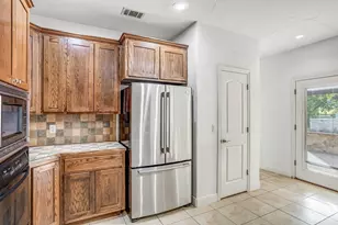 142-A Uplift St, Horseshoe Bay, TX 78657 - Photo 12