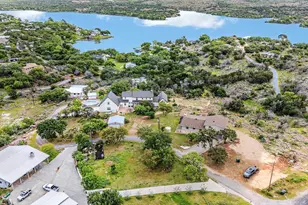 410 Lakewood Rd, Buchanan Dam, TX 78609 - Photo 30