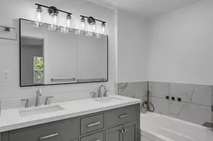 407 E Kerr St, Burnet, TX 78611 - Photo 12