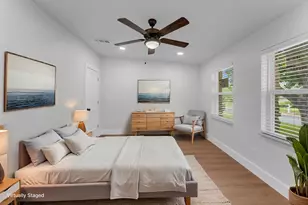 407 E Kerr St, Burnet, TX 78611 - Photo 10