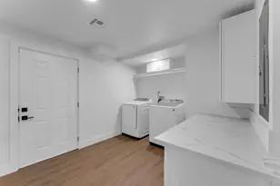 407 E Kerr St, Burnet, TX 78611 - Photo 18