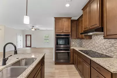 824 Sun Ray, Horseshoe Bay, TX 78657 - Photo 8