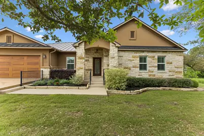 824 Sun Ray, Horseshoe Bay, TX 78657 - Photo 2