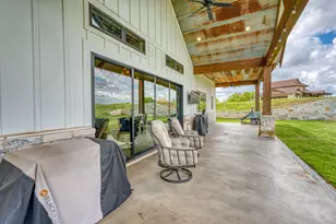 112 Legendary Ests Dr, Kingsland, TX 78639 - Photo 32