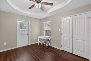 212 Knights Row, Cottonwood Shores, TX 78657 - Photo 18