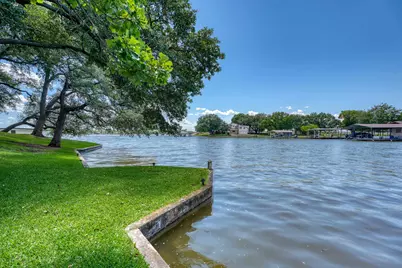 104 Bluebird Lane, Highland Haven, TX 78654 - Photo 16