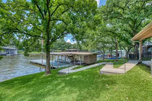 104 Bluebird Ln, Highland Haven, TX 78654 - Photo 14