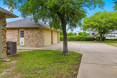 907 Sherman Dr., Marble Falls, TX 78654 - Photo 24