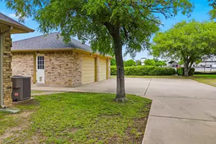 907 Sherman Dr, Marble Falls, TX 78654 - Photo 24