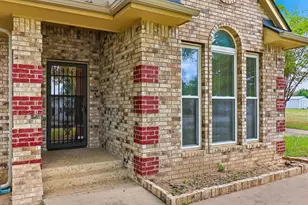 907 Sherman Dr, Marble Falls, TX 78654 - Photo 4