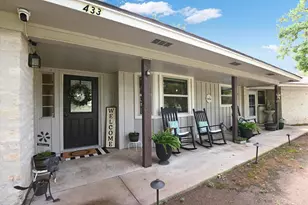 433 Paseo De Vaca, Marble Falls, TX 78654 - Photo 2