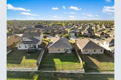 117 Liard River Road, Hutto, TX 78634 - Photo 36