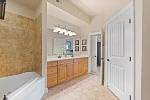 101 W Bank, Horseshoe Bay, TX 78657 - Photo 22