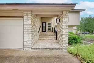 320 Lucy Ln, Horseshoe Bay, TX 78657 - Photo 4