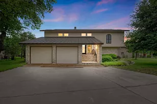 320 Lucy Ln, Horseshoe Bay, TX 78657 - Photo 1