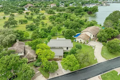 320 Lucy Ln, Horseshoe Bay, TX 78657 - Photo 4