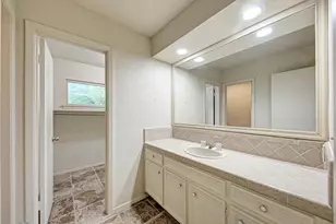 320 Lucy Ln, Horseshoe Bay, TX 78657 - Photo 20