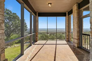 1071 Escalar Dr, Buchanan Dam, TX 78611 - Photo 12