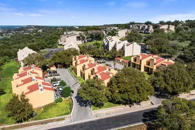 402 Hi Stirrup E4, Horseshoe Bay, TX 78657 - Photo 1
