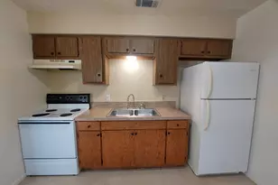 602 3rd St, Marble Falls, TX 78654 - Photo 6