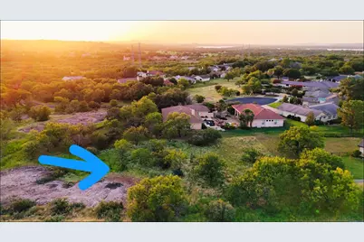 206 Colt, Horseshoe Bay, TX 78657 - Photo 2