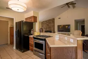 332 Panorama, Buchanan Dam, TX 78609 - Photo 14