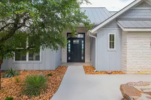 3413 Blue Lake Dr, Horseshoe Bay, TX 78657 - Photo 2