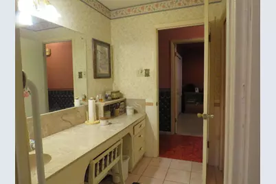110 W Lakecrest Drive, Bluffton, TX 78607 - Photo 22