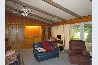 110 W Lakecrest Drive, Bluffton, TX 78607 - Photo 10