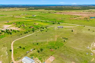 10751 Co Rd 210, Bertram, TX 78605 - Photo 36
