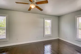 1005 Bayley, Llano, TX 78643 - Photo 28