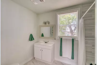 1005 Bayley, Llano, TX 78643 - Photo 16