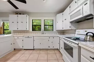 555 Hopewell Rd, Bertram, TX 78611 - Photo 22