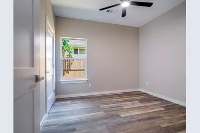 147 W Pine, Granite Shoals, TX 78654 - Photo 20