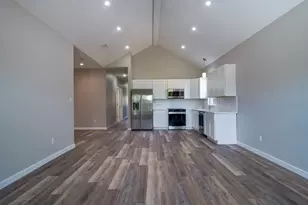 147 W Pine, Granite Shoals, TX 78654 - Photo 10