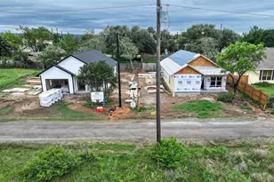 147 W Pine, Granite Shoals, TX 78654 - Photo 10