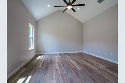 147 W Pine, Granite Shoals, TX 78654 - Photo 20