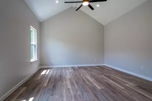 147 W Pine, Granite Shoals, TX 78654 - Photo 20