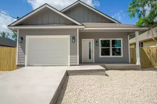 147 W Pine, Granite Shoals, TX 78654 - Photo 2