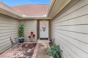 124 W Greenbriar, Granite Shoals, TX 78654 - Photo 4
