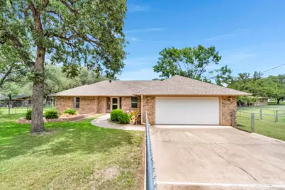244 Driftwood Dr, Granite Shoals, TX 78654 - Photo 2