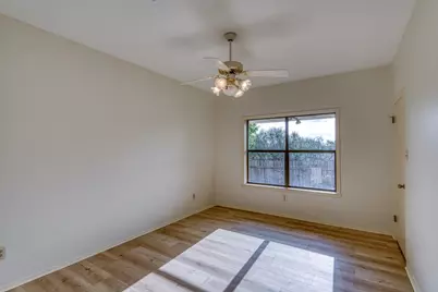 405 E Granite Street, Llano, TX 78643 - Photo 22