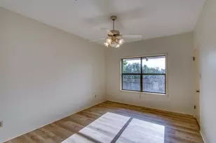 405 E Granite St, Llano, TX 78643 - Photo 22