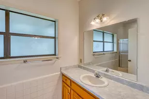 405 E Granite St, Llano, TX 78643 - Photo 24