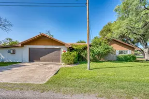 300 Red Bird St, Highland Haven, TX 78654 - Photo 8