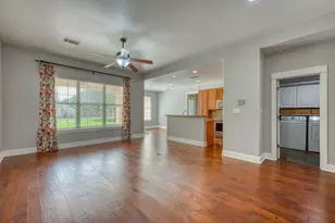 107 Marion St, Meadowlakes, TX 78654 - Photo 4