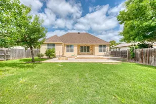 107 Marion St, Meadowlakes, TX 78654 - Photo 32